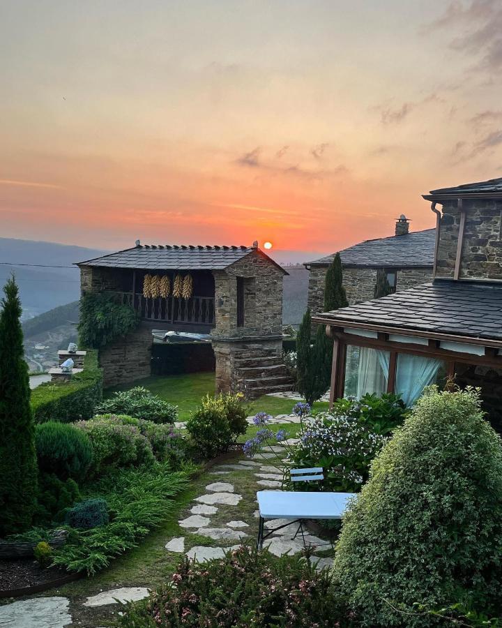 Complejo Rural Lar De Vies Pension A Pontenova Buitenkant foto